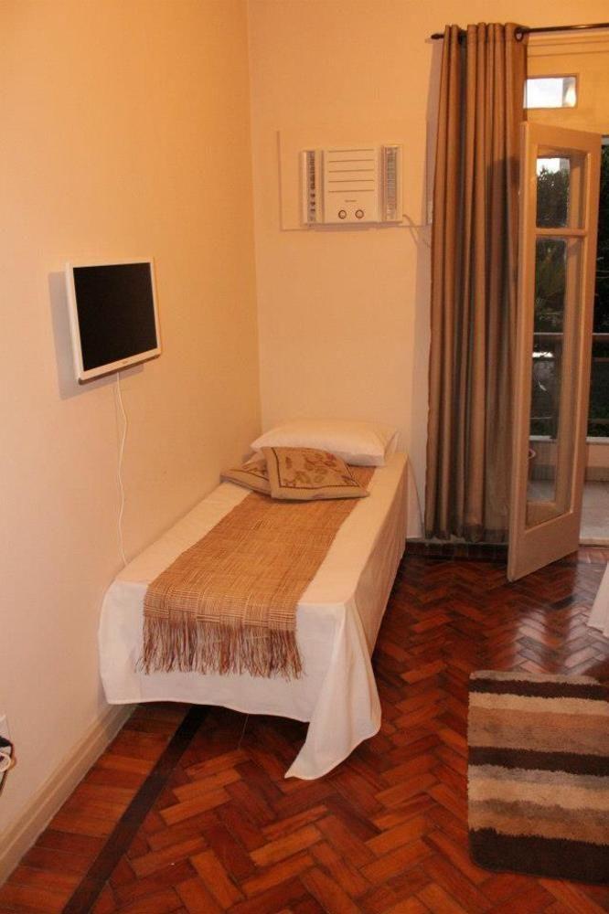 Hotelo Hotel